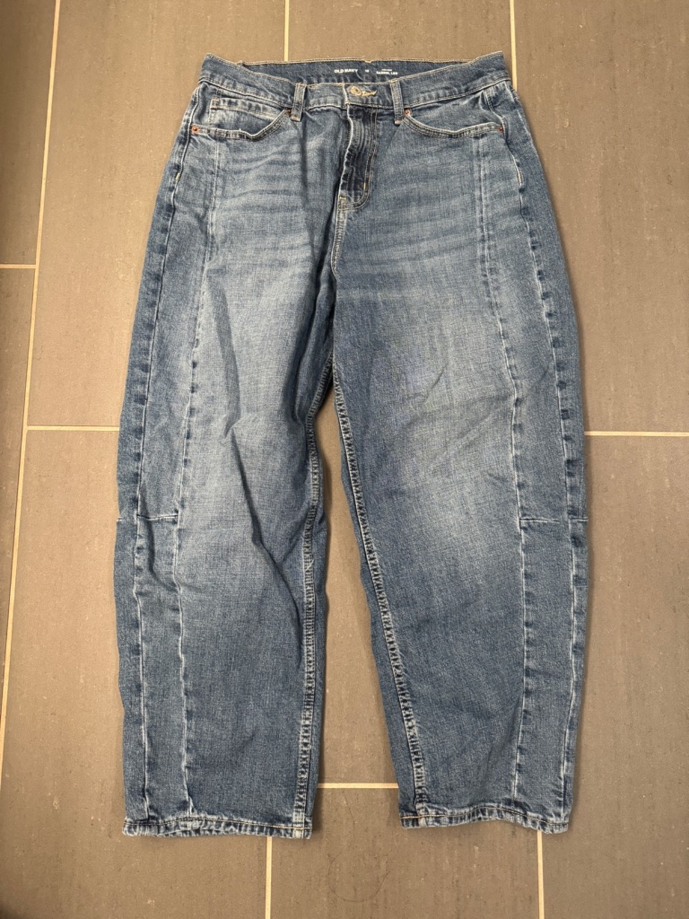 Old Navy Women’s High-Waisted Barrel Ankle Jeans Medium Wash Size 10